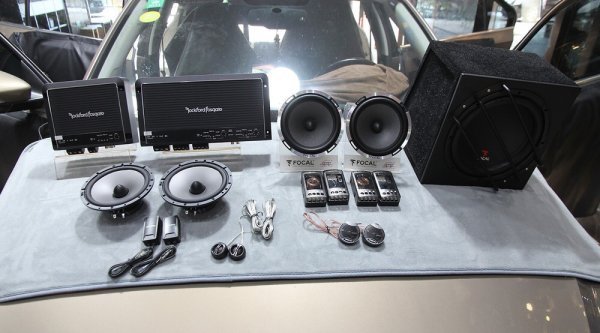 19款速騰自動低配音響解析 雙聲道支持與3D立體音效果探討及音響設備維修指南